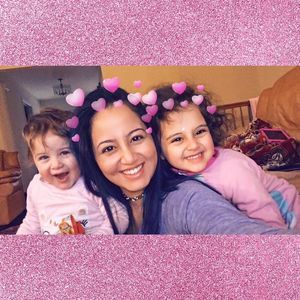 Meet your Posher, Alexis